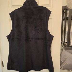2xl Black fur vest